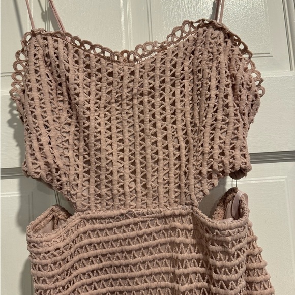 Saints & Secrets Mauve cut out tie up back size medium midi dress - Picture 7 of 13